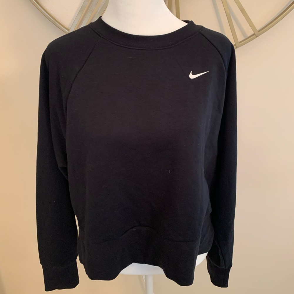 Cropped Nike Sweatshirt